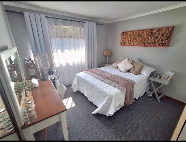 2 BEDROOM TOWNHOUSE FOR SALE IN VERWOERDPARK